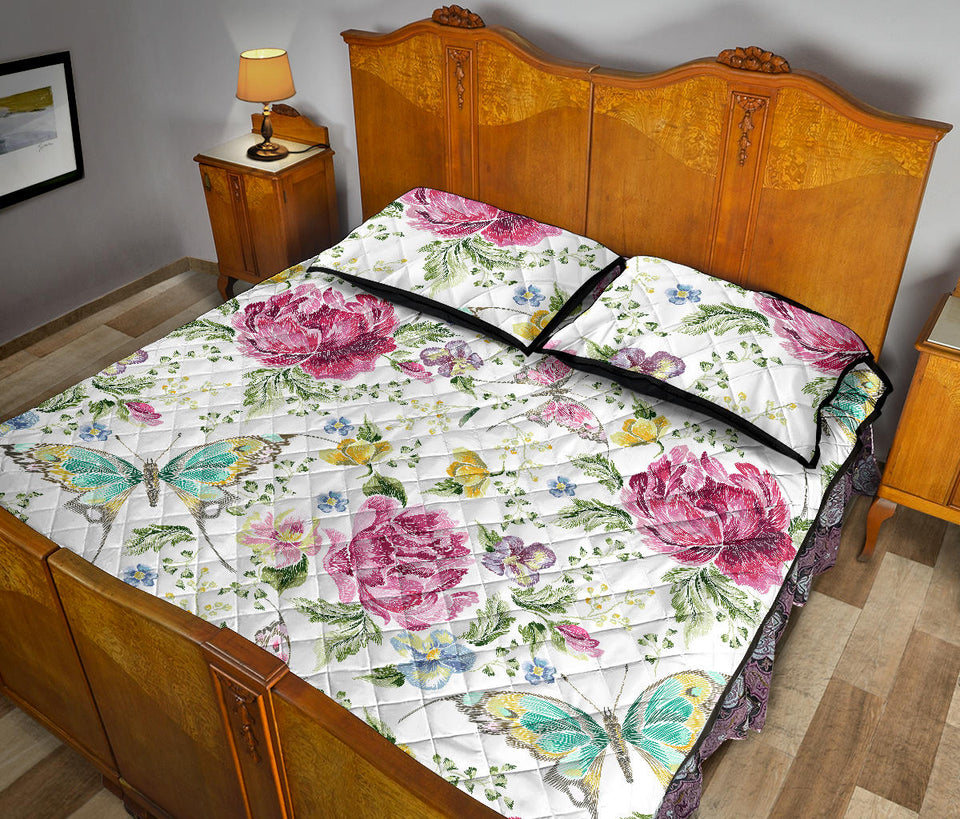 Hand drawn butterfly rose Quilt Bed Set