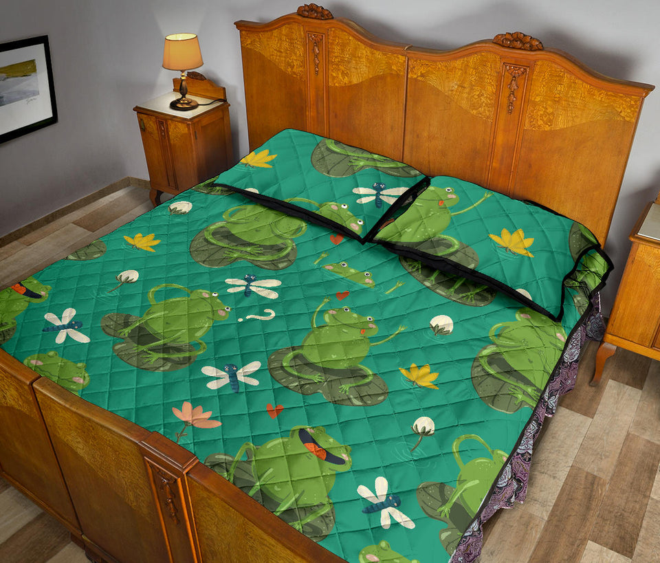 Cute frog dragonfly design pattern Quilt Bed Set