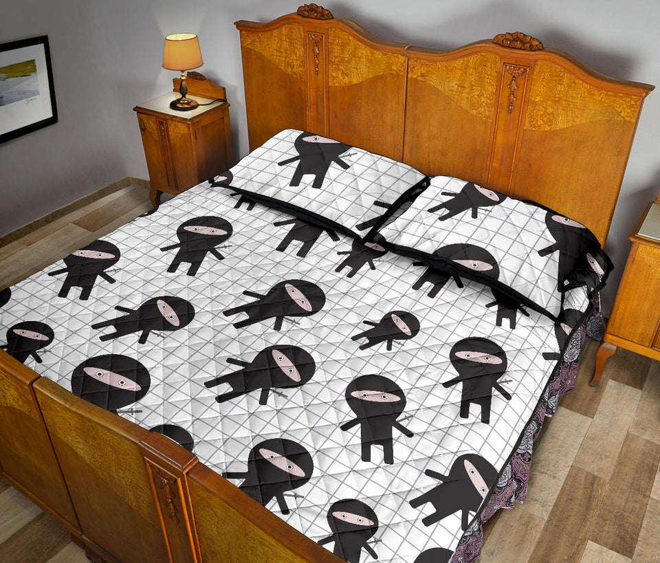 Ninja pattern plaid background Quilt Bed Set