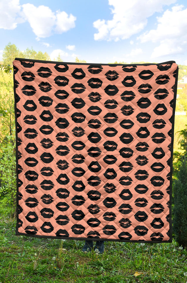 Lips Pattern Print Design 02 Premium Quilt