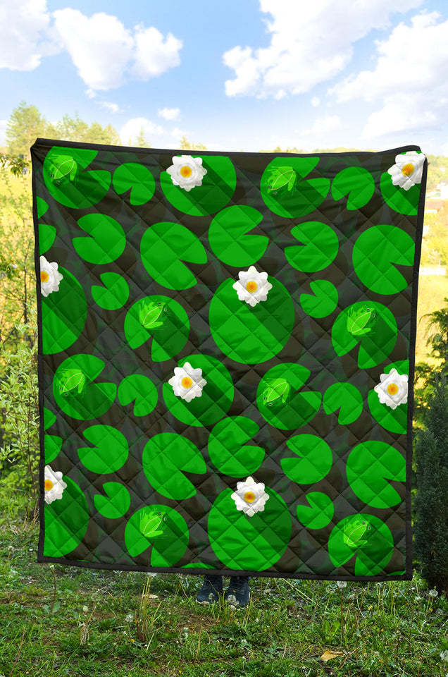 Frog Waterlily Pattern Premium Quilt