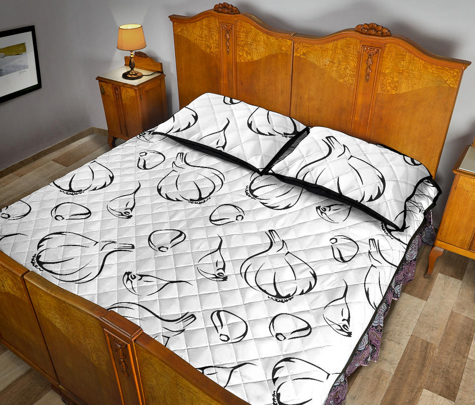 Garlic pattern black white Quilt Bed Set