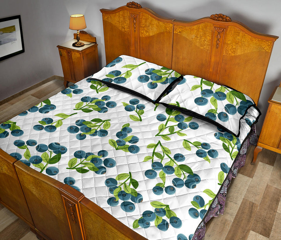 blueberry white background Quilt Bed Set
