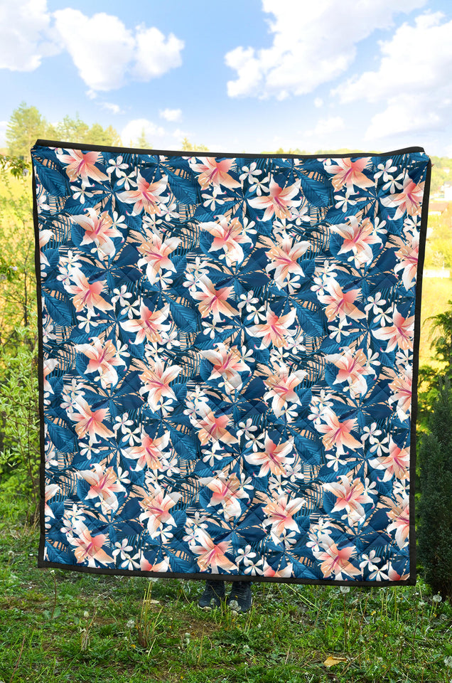 Hibiscus Pattern Print Design 02 Premium Quilt