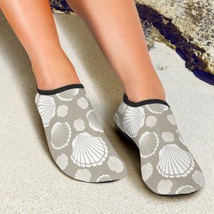 Scallop Shell Pattern Aqua Shoes