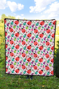 Ladybug Pattern Print Design 03 Premium Quilt