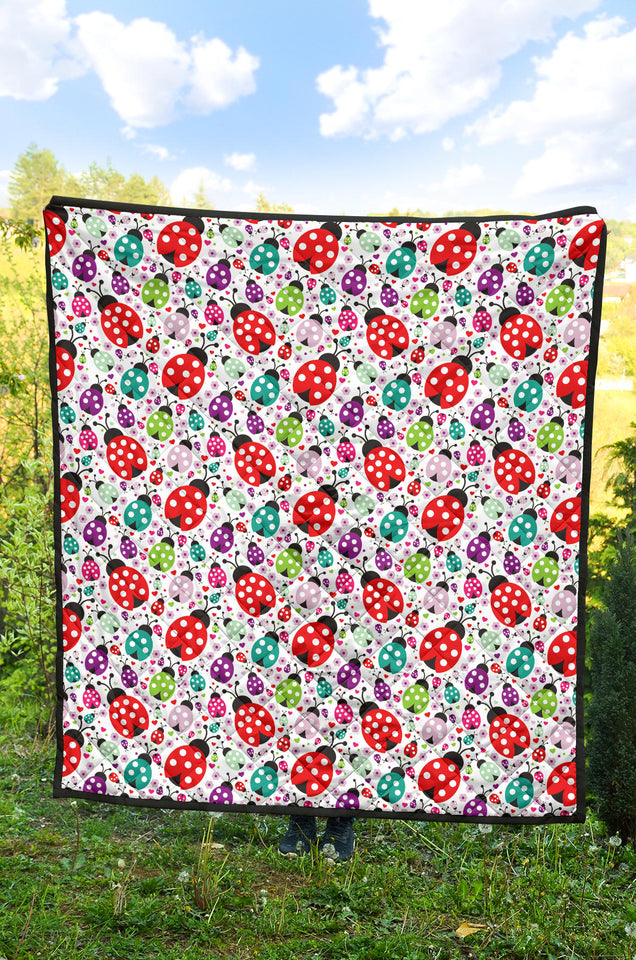 Ladybug Pattern Print Design 03 Premium Quilt