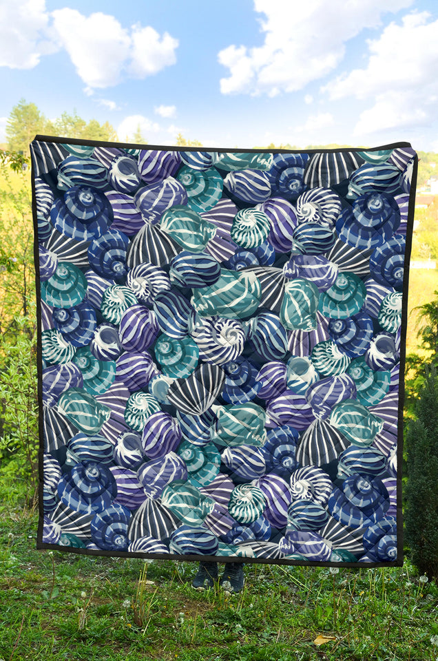 Shell Design Pattern Premium Quilt