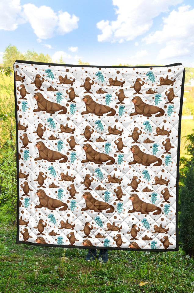 Sea Lion Seals Jellyfish Pattern Premium Quilt