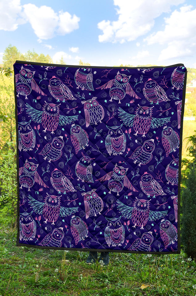 Cute Owls Pattern Boho Style Ornament Premium Quilt