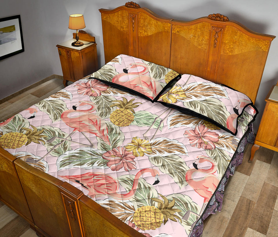 Pink flamingo birds pineapples hibiscus flower pattern Quilt Bed Set
