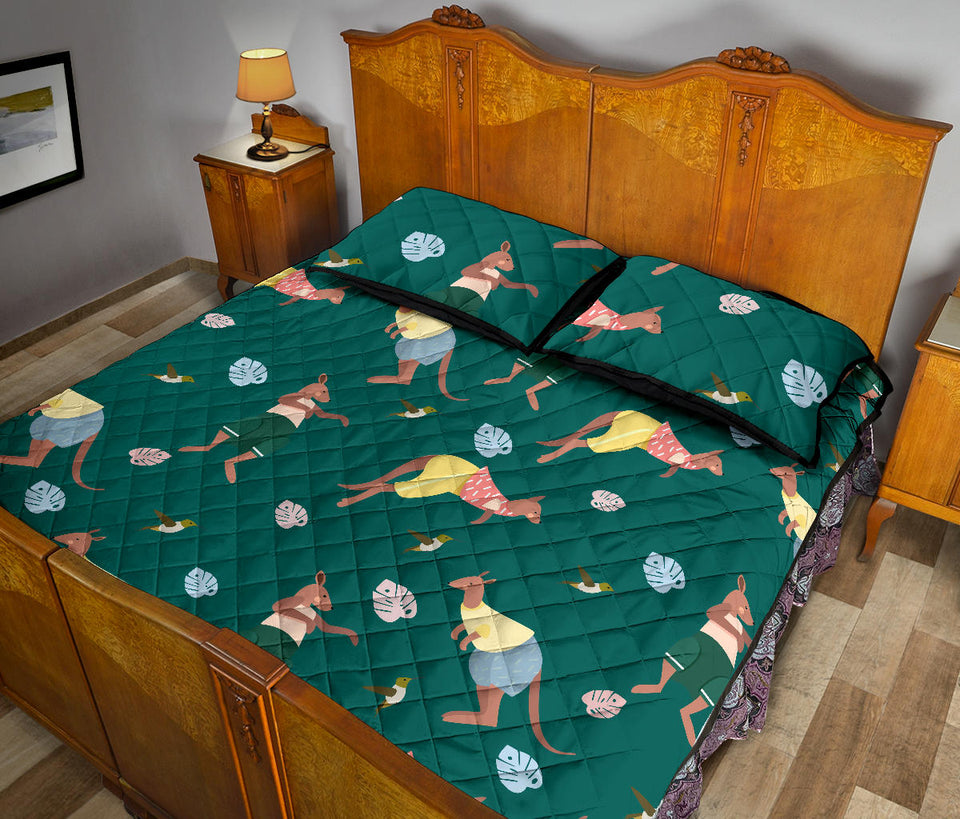 Kangaroo leaves pattern Quilt Bed Set