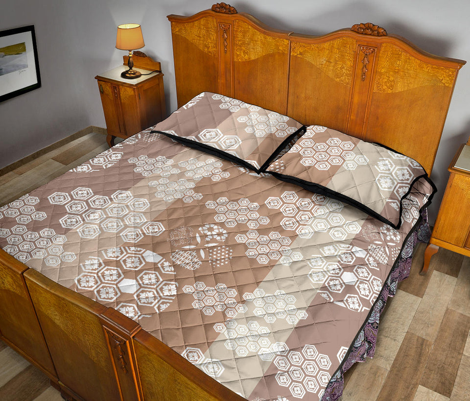 Beautiful hexagon japanese  pattern Quilt Bed Set