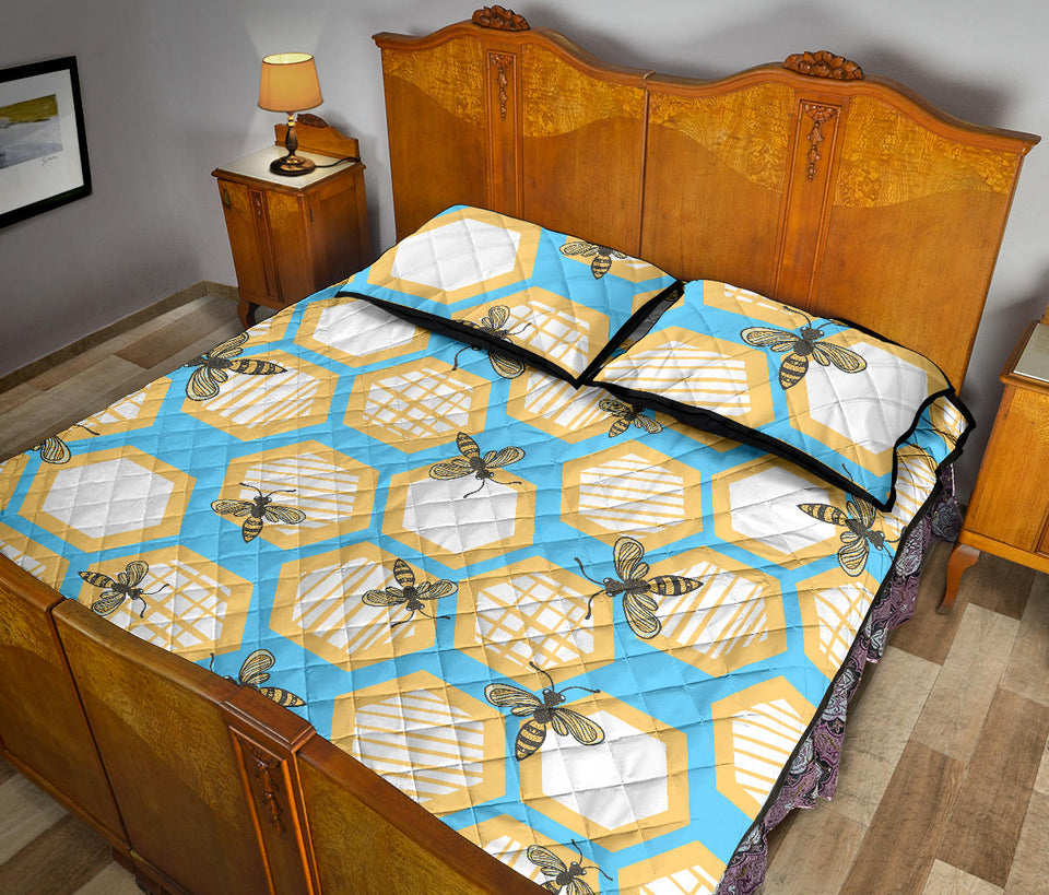 Bee honeycomb pattern Quilt Bed Set