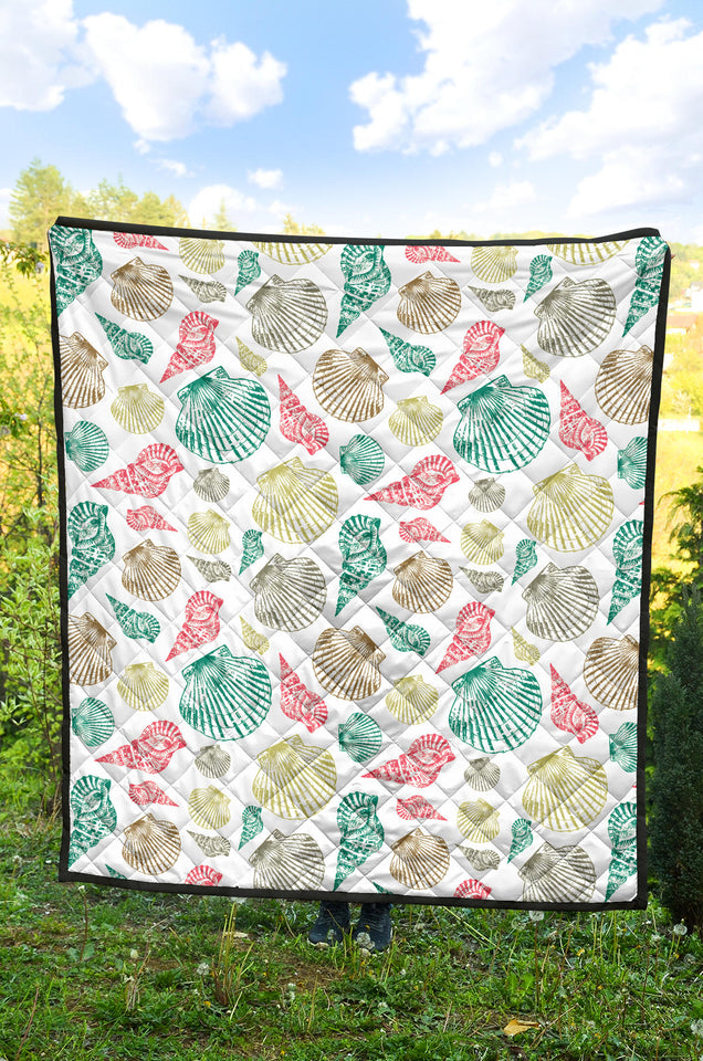 Colorful Shell Pattern Premium Quilt