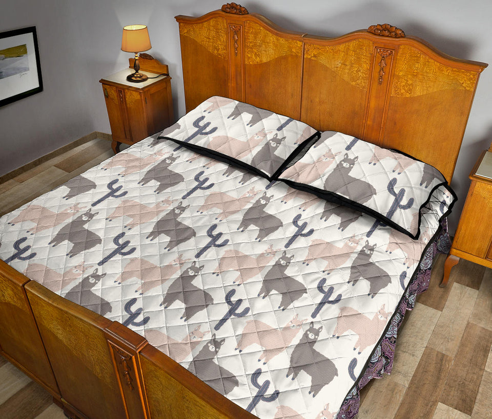Llama Alpaca pattern Quilt Bed Set