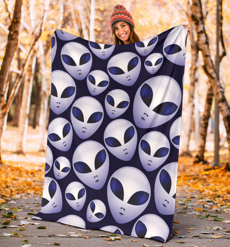 Alien Pattern Print Design 01 Premium Blanket