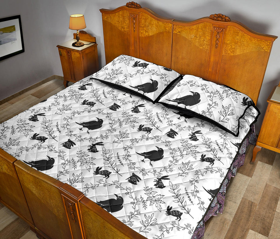 Crows floral wreath rabbit pattern Quilt Bed Set