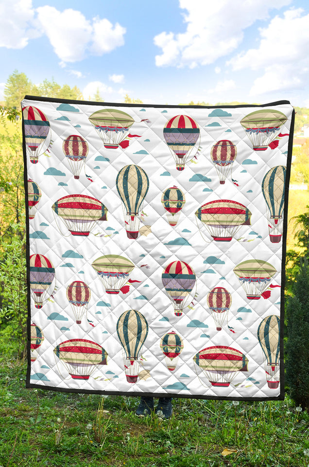 Hot Air Balloon Pattern Premium Quilt