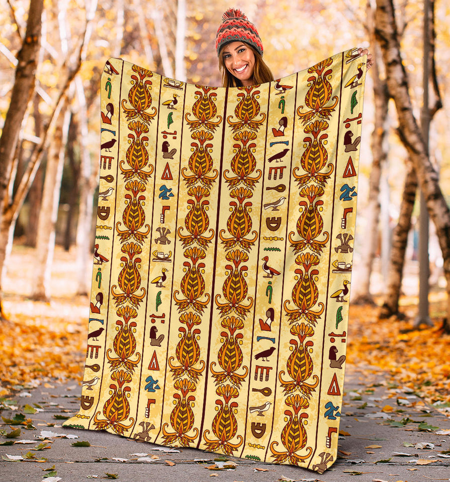 Egypt Hieroglyphics Pattern Print Design 04 Premium Blanket