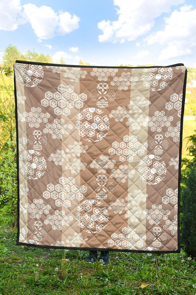 Beautiful Hexagon Japanese  Pattern Premium Quilt