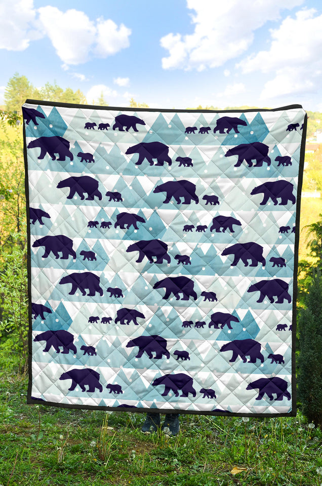 Polar Bear Winter Snow Pattern Premium Quilt