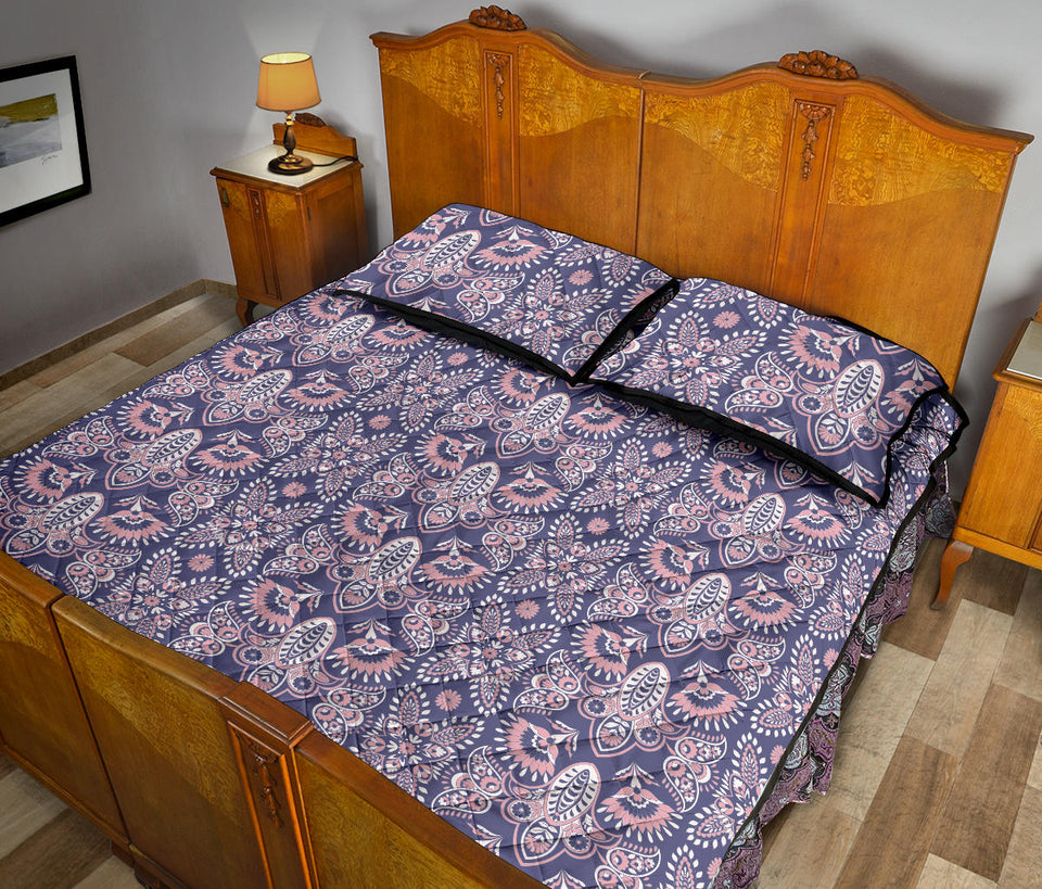 Indian Batik Style pattern Quilt Bed Set
