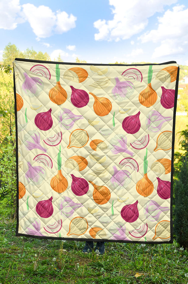 Onion Garlic White Red Pattern Premium Quilt