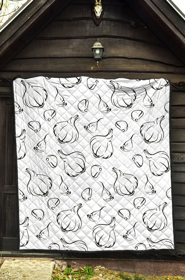 Garlic Pattern Black White Premium Quilt