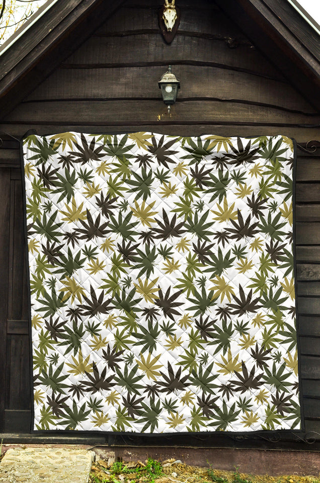 Canabis Marijuana Weed Pattern Print Design 05 Premium Quilt
