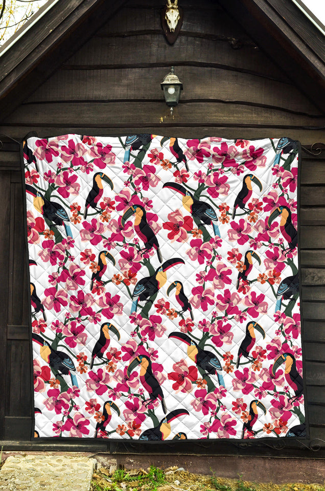 Toucan Flower Design Pattern Premium Quilt