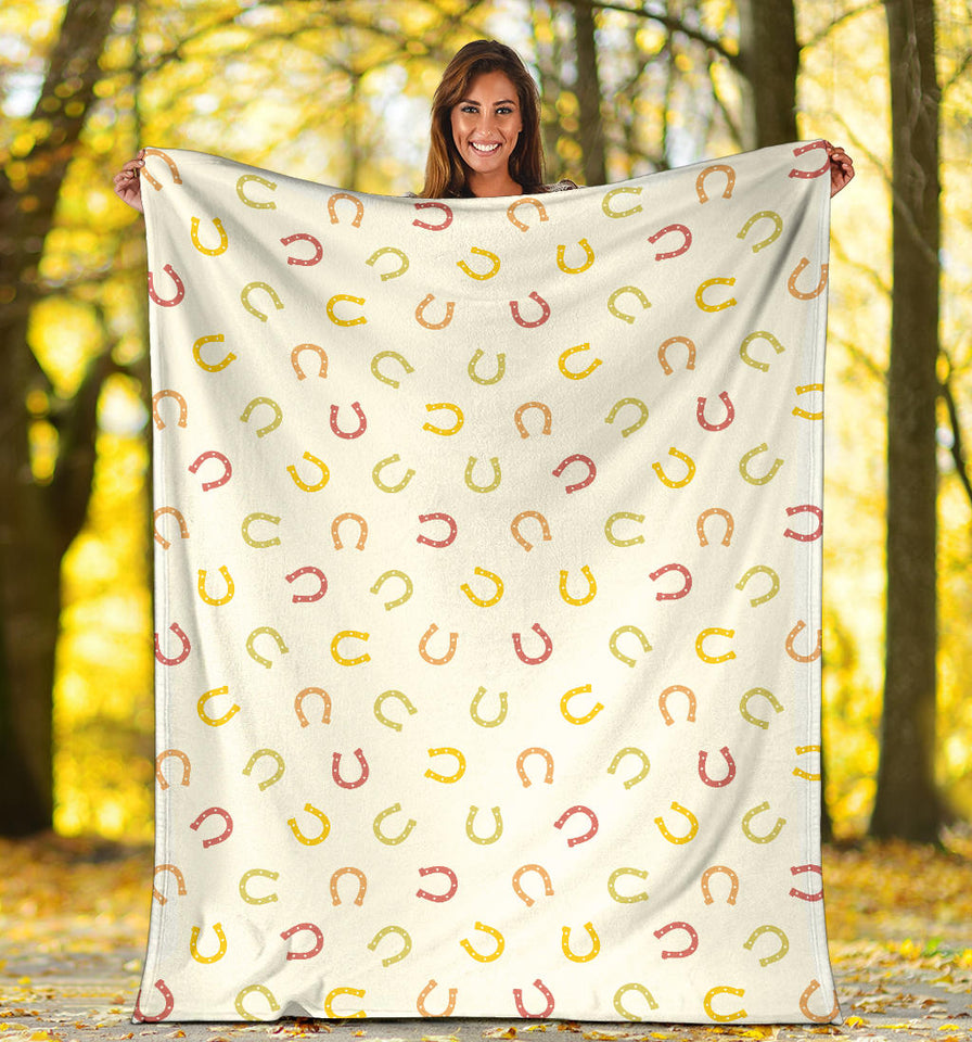Horseshoes Pattern Print Design 02 Premium Blanket
