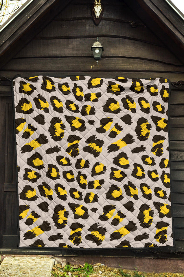 Gray Leopard Print Pattern Premium Quilt