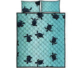 Sea turtle with blue ocean backgroud Quilt Bed Set