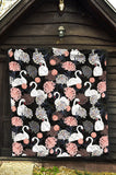 White Swan Blooming Flower Pattern Premium Quilt
