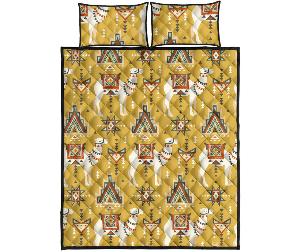 Camels ethnic motif pattern Quilt Bed Set