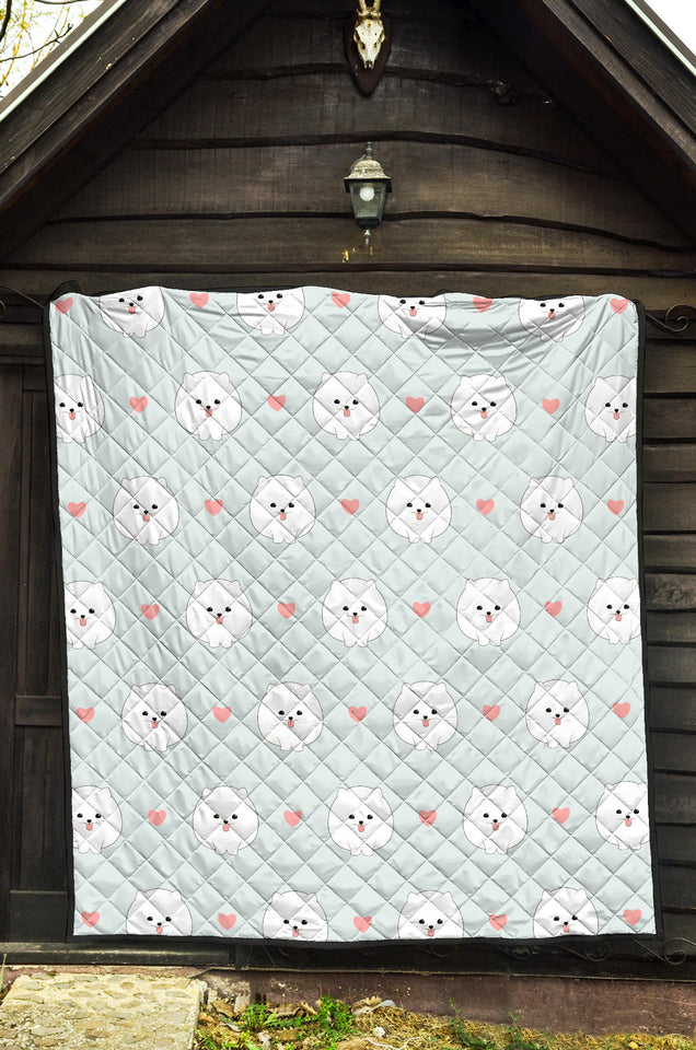 White Cute Pomeranian Pattern Premium Quilt