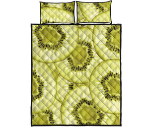 Sliced kiwi pattern Quilt Bed Set