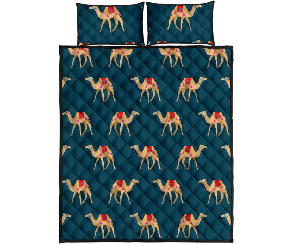 Camel pattern blue blackground Quilt Bed Set