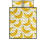 Banana pattern blackground Quilt Bed Set