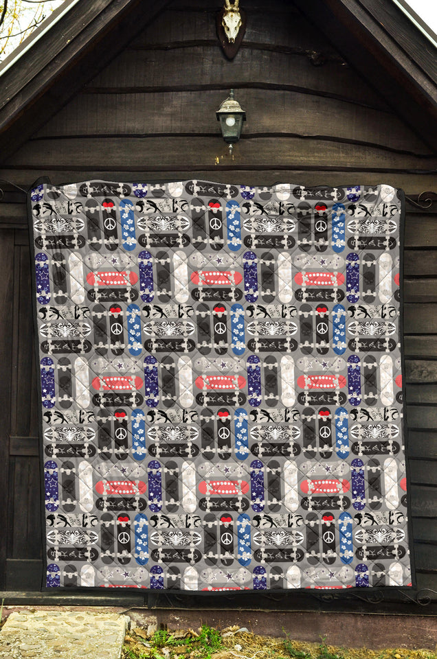 Skate Board Pattern Print Design 04 Premium Quilt