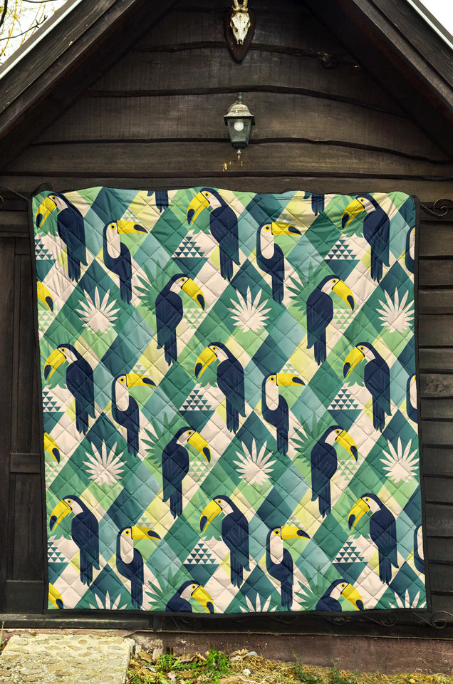 Toucan Tropical Leaves Design Pattern  Premium Quilt