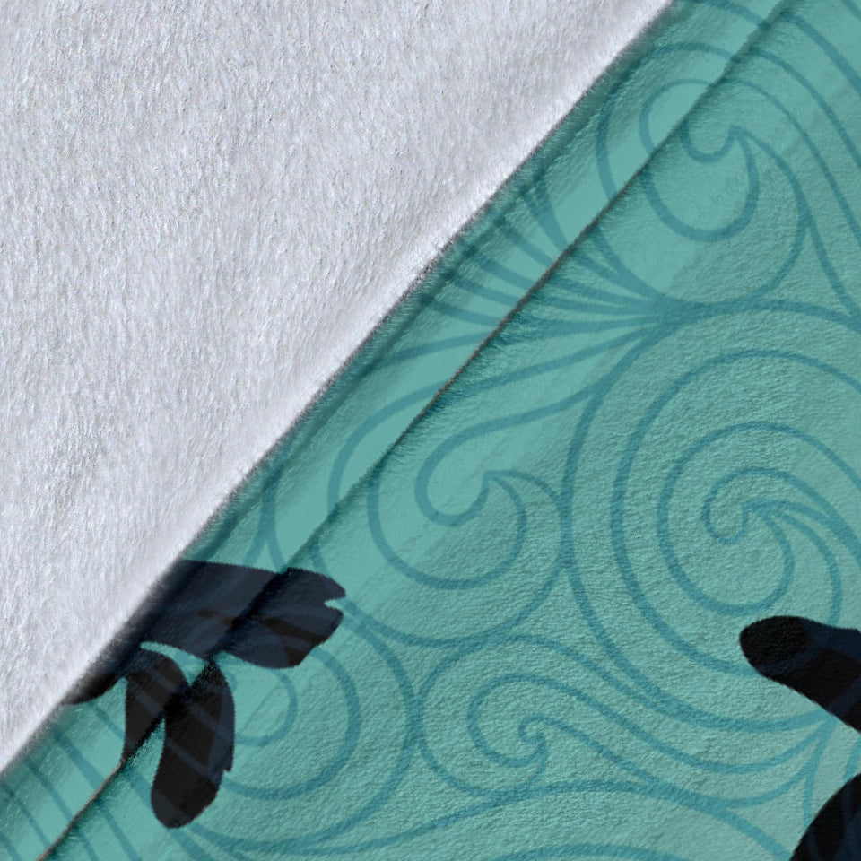 Sea Turtle With Blue Ocean Backgroud Premium Blanket