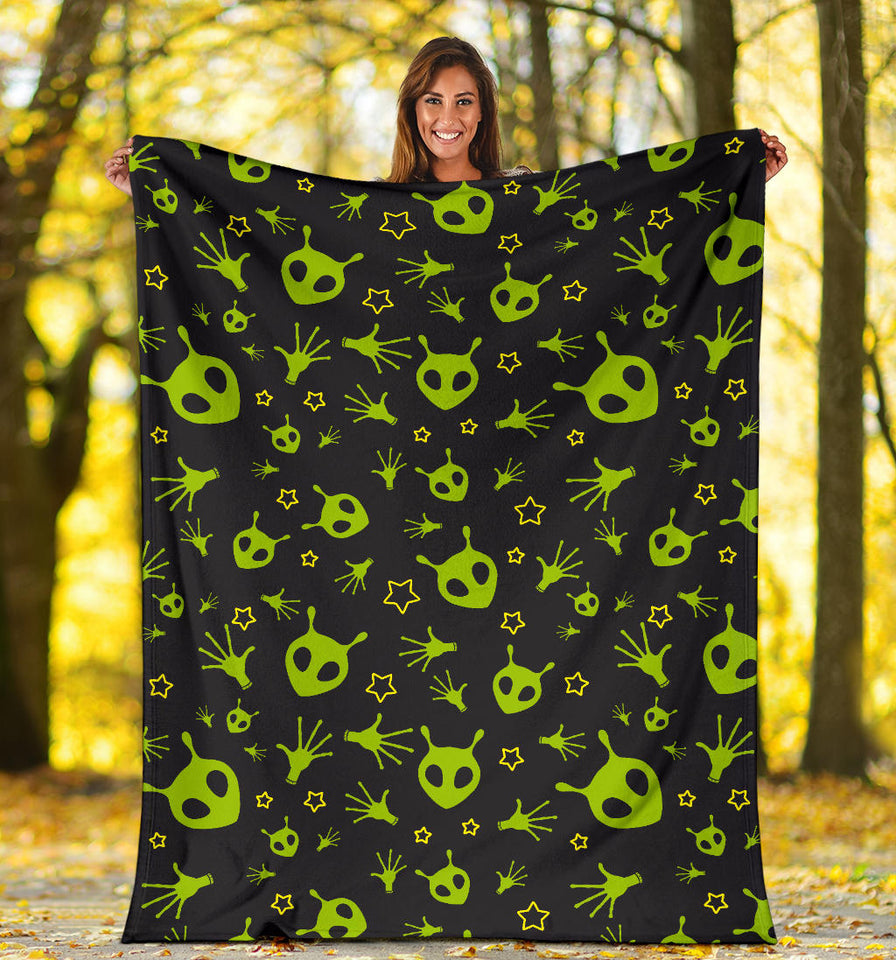 Alien Pattern Print Design 02 Premium Blanket
