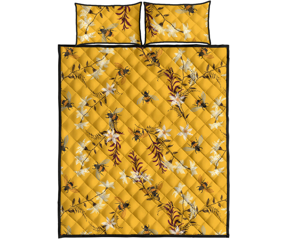 Bee flower pattern Quilt Bed Set