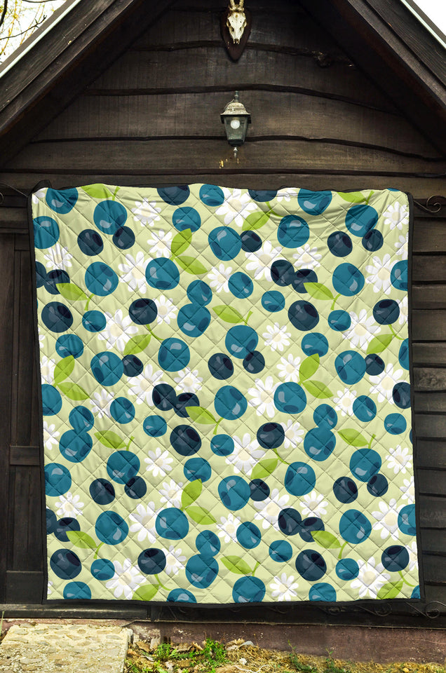 Blueberry Flower Pattern Premium Quilt