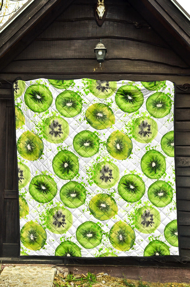 Watercolor Kiwi Pattern Premium Quilt
