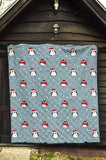 Cute Penguin Christmas Snow Pattern Premium Quilt