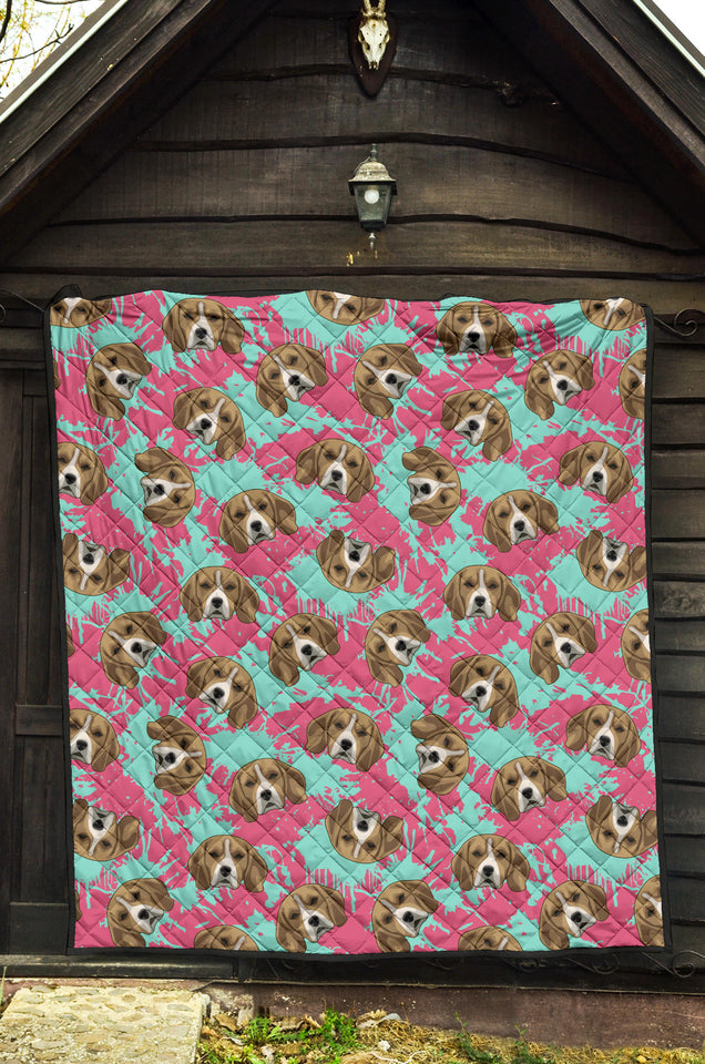 Beagle Muzzles Turquoise Paint Splashes Pink Pattern Premium Quilt