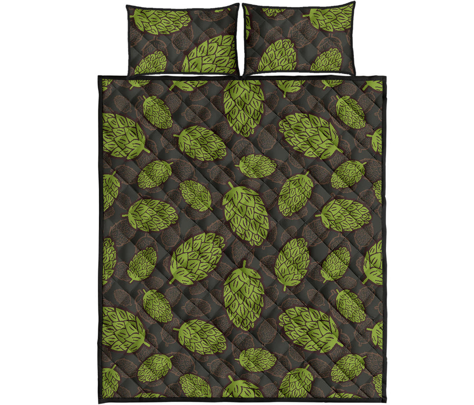 Hop pattern black background Quilt Bed Set